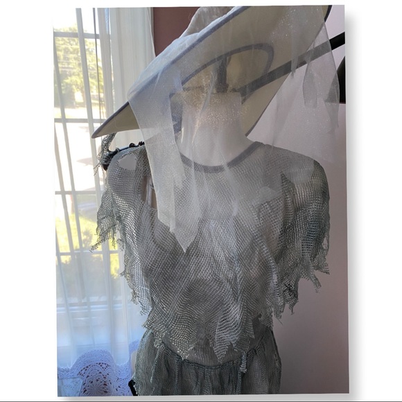 Adult ghostly gal zombie scary Halloween costume one size fits most adults - Picture 6 of 15
